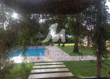 8 - Piscina