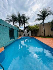 17 - Piscina