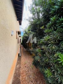 34 - Quintal/corredores