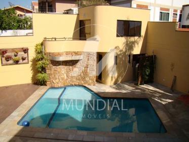 24 - Piscina