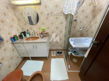 13 - Banheiro/lavabo