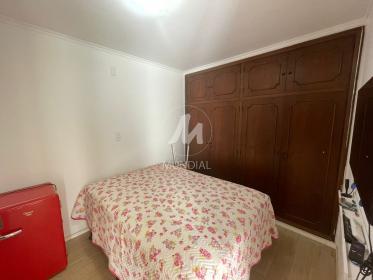 18 - Dormitorio