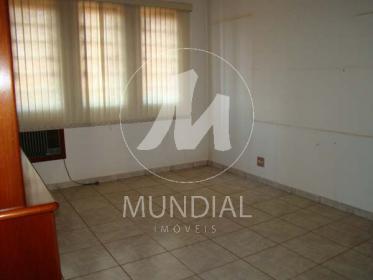18 - Dormitorio