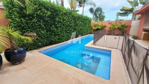 32 - Piscina