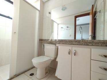 13 - Banheiro/lavabo