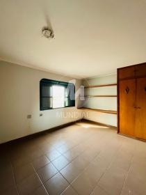 24 - Dormitorio