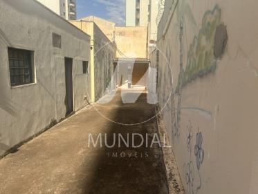 18 - Garagem/estacionamento