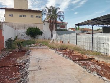 2 - Terreno/Lote