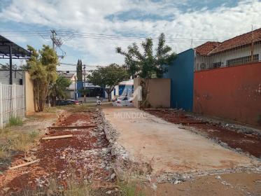 4 - Terreno/Lote