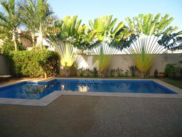 45 - Piscina