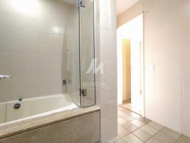 17 - Banheiro/lavabo