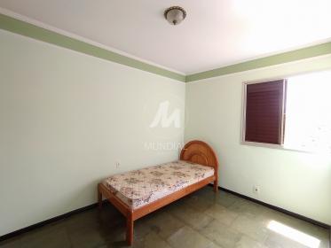 14 - Dormitorio