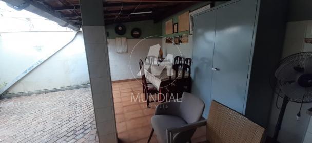 11 - Quintal/corredores