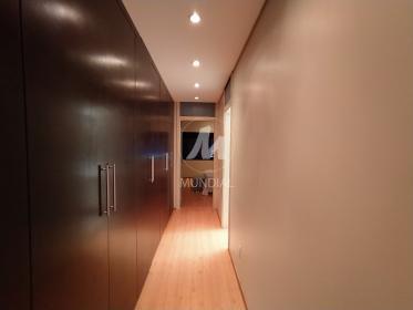 28 - Closet