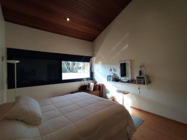 32 - Dormitorio