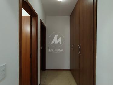 12 - Roupeiro