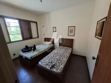 13 - Dormitorio