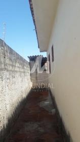 16 - Quintal/corredores