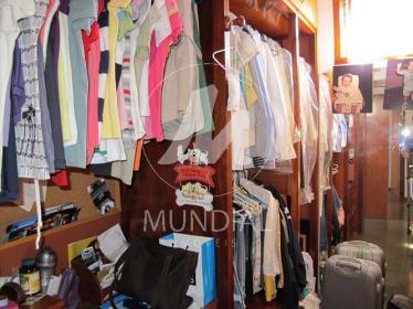 31 - Closet