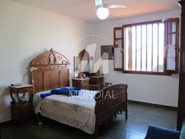35 - Dormitorio