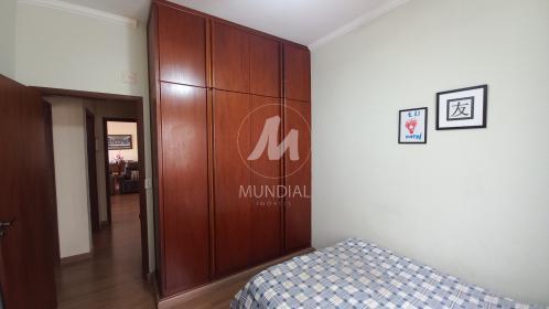 18 - Dormitorio