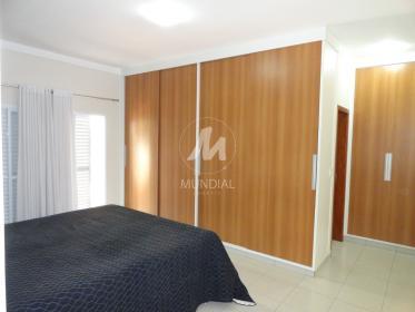 30 - Suite