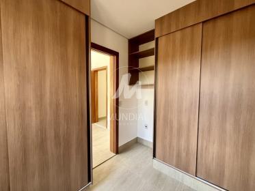 12 - Dormitorio