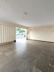24 - Garagem/estacionamento