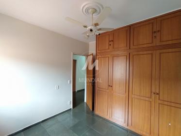 25 - Dormitorio