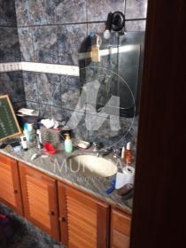 12 - Banheiro/lavabo