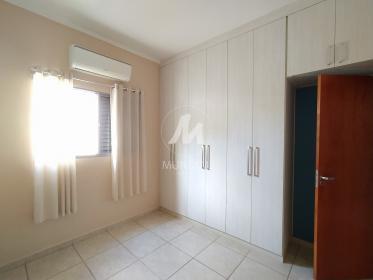 12 - Dormitorio