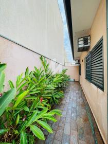 25 - Quintal/corredores