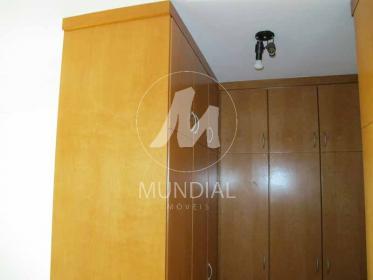 24 - Dormitorio