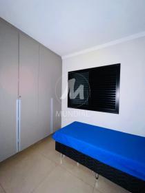 19 - Dormitorio