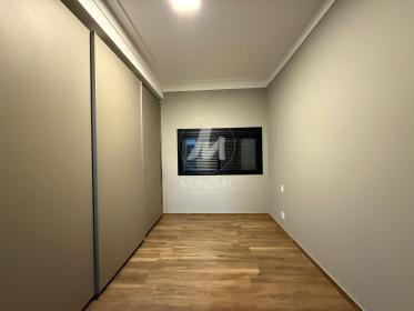 10 - Suite