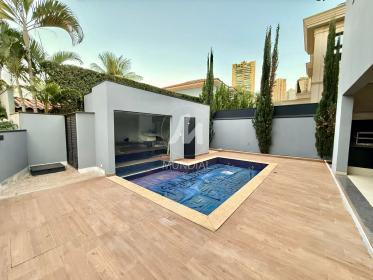 22 - Piscina