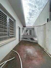 23 - Quintal/corredores
