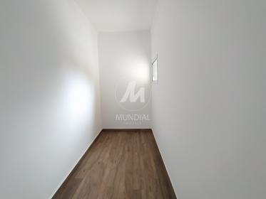 42 - Closet