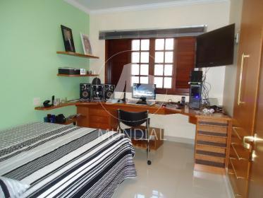 8 - Dormitorio