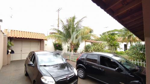 3 - Garagem/estacionamento