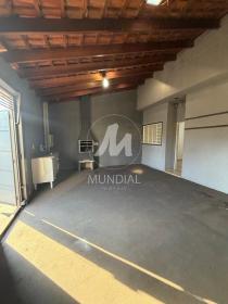 3 - Garagem/estacionamento