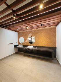 21 - Suite