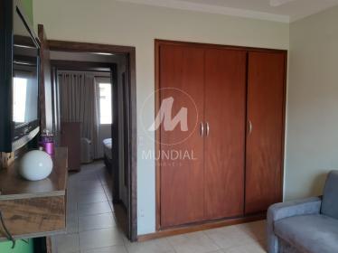18 - Dormitorio