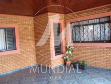 3 - Garagem/estacionamento