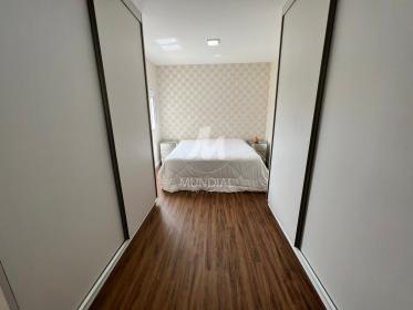 23 - Suite
