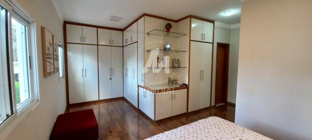 23 - Suite