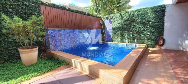 26 - Piscina