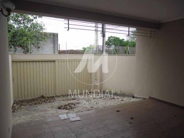 4 - Garagem/estacionamento