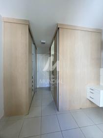 17 - Suite