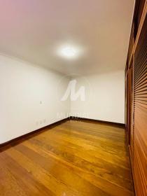 34 - Dormitorio